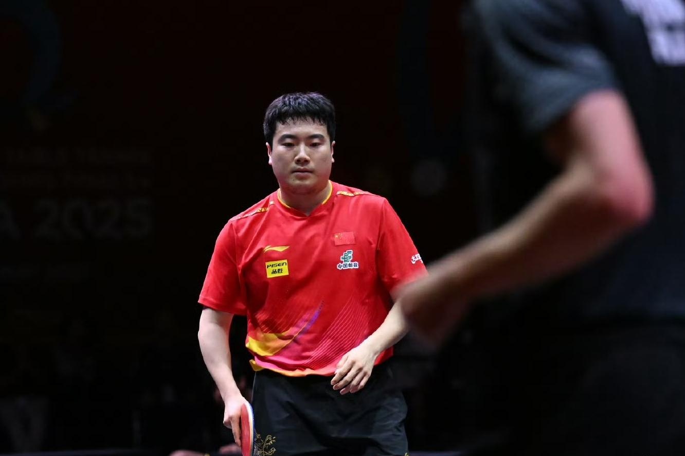 娱乐官方网站-哈兰德重返赛场，险胜首场状态出色，快船观众沸腾！观众掌声雷动(运动员重返赛场)