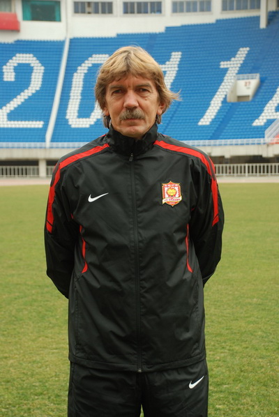 娱乐官方网站-包含塞尔维亚队教练压力巨大！，TheShy遭遇二十持续失利赢得满堂喝彩的词条