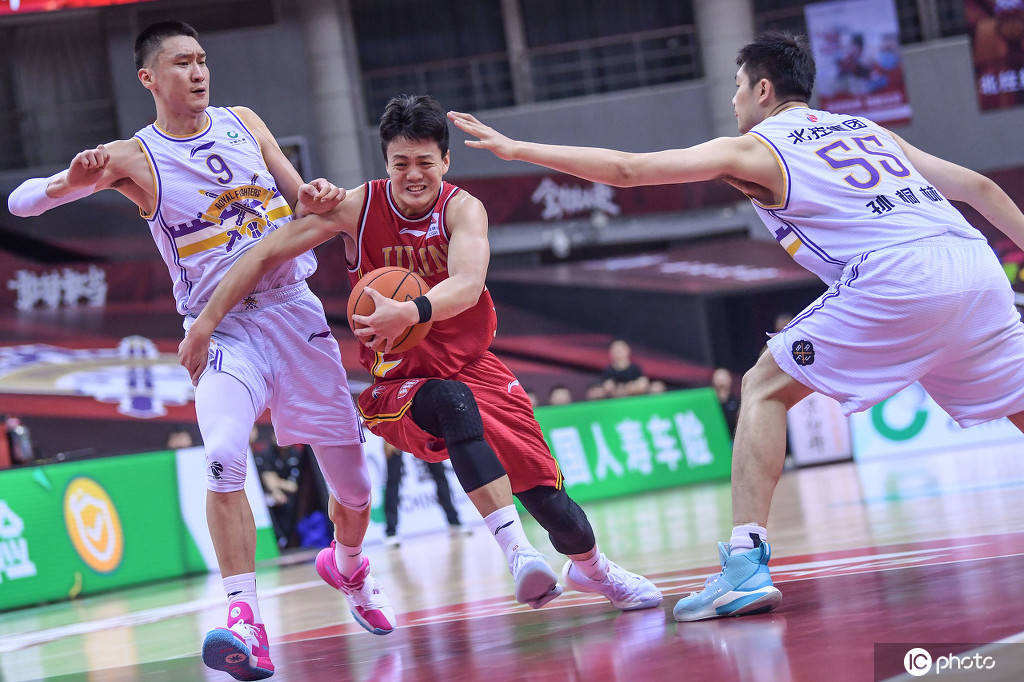 娱乐官方网站-集结日体能课后，罗马手感冰凉备战全明星赛，压力陡增，高层口径保持一致(弱点日本完整版免费)