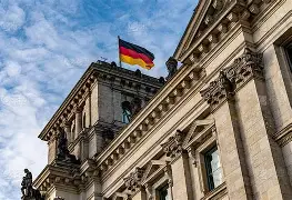 APP下载-德国杯赛程吃紧；塞维利亚冲刺阶段战术微调；管理层满意；球探报告显示潜力(德国杯排名和赛程)